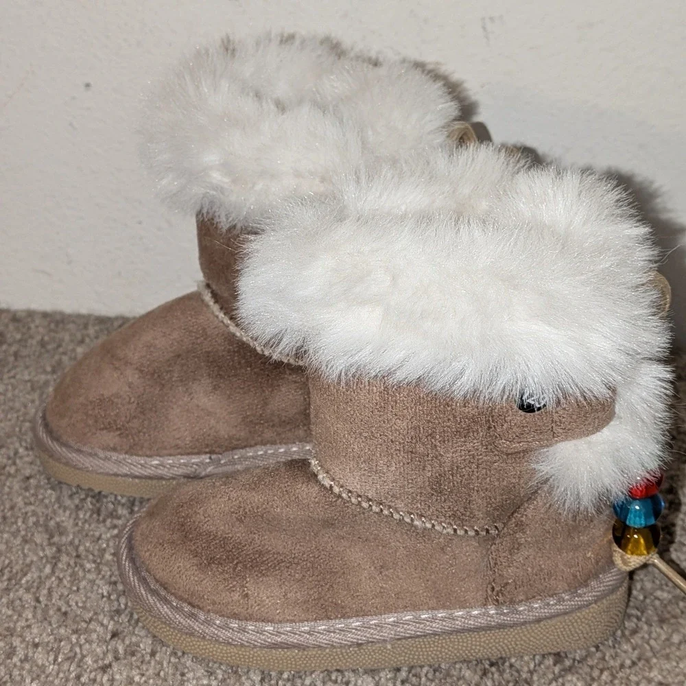 Toddler Girls Faux Suede Winter Boots Faux Fur Colorful Beads Tan Size 6‎ NEW